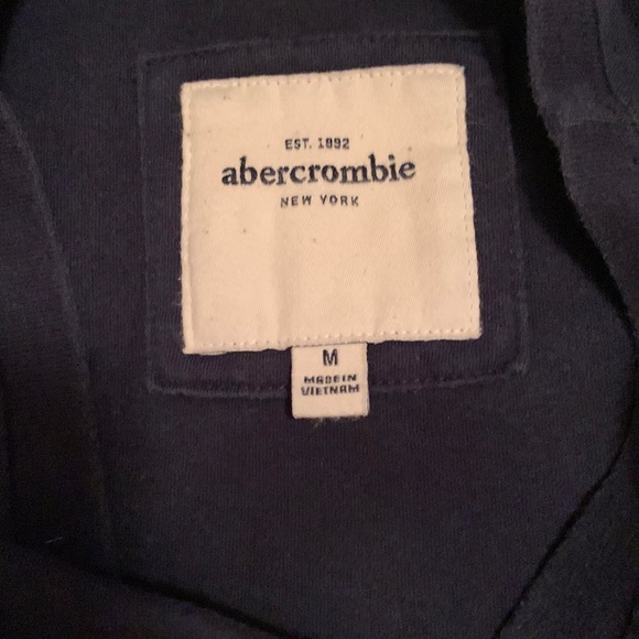 Abercrombie Graphic Tee • Girls Size Medium - Picture 3 of 6